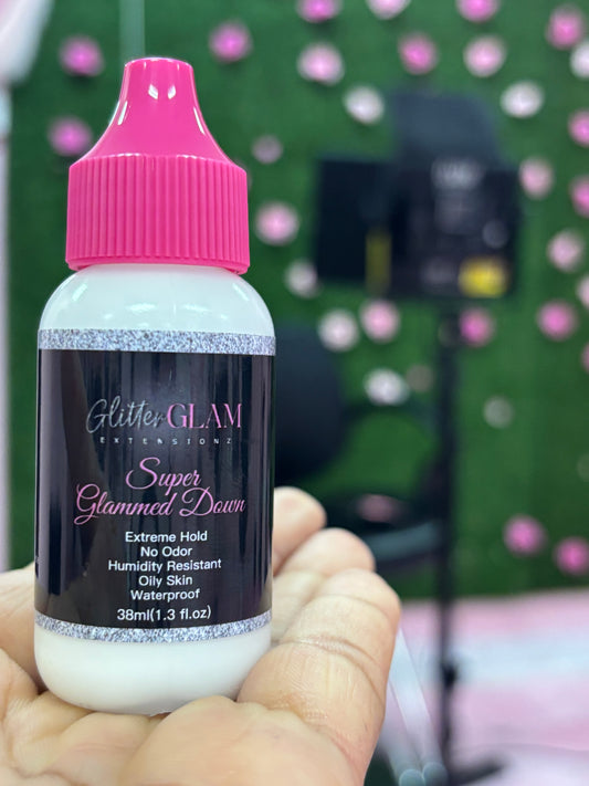 Super Glammed Down Lace Glue