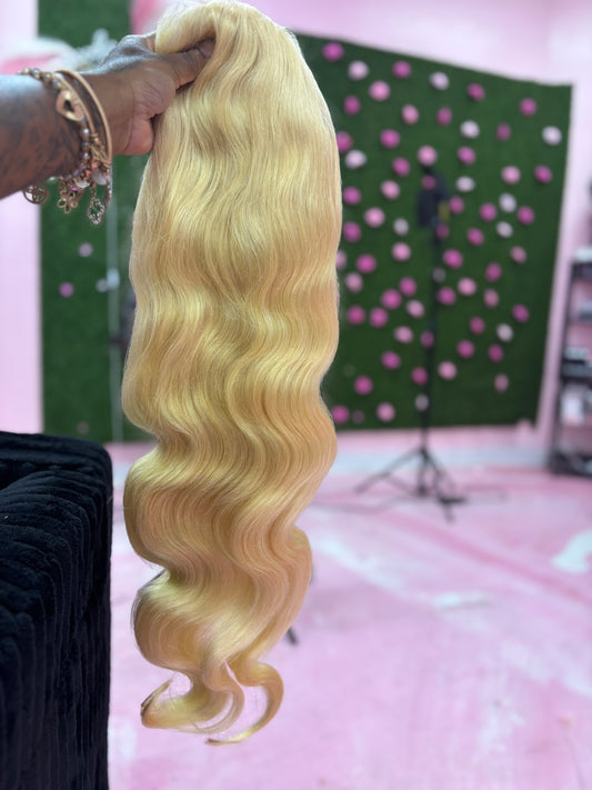 HD Frontal Wigs - 613